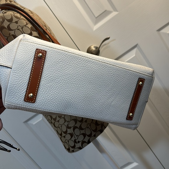 DOONEY & BOURKE Wexford Collection Tammy LARGE Tote Bag Color Bone like new - Picture 9 of 12